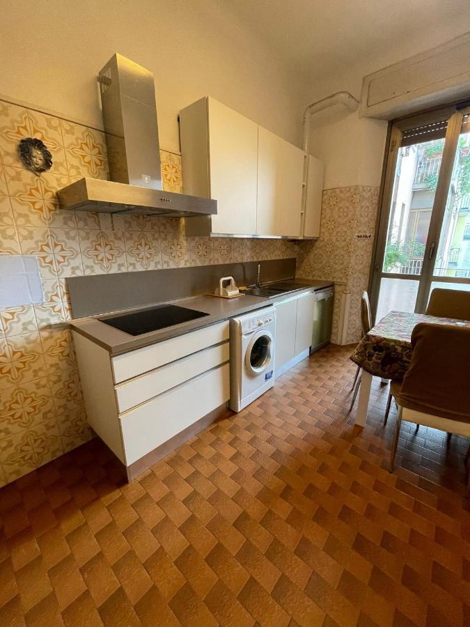 Hostel Corner 32 Milano Eksteriør bilde